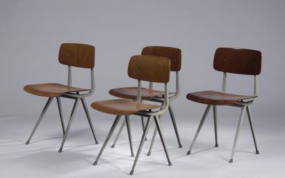 null Friso KRAMER (1922-2019).
Suite de quatre chaises modèle "Result", la structure...