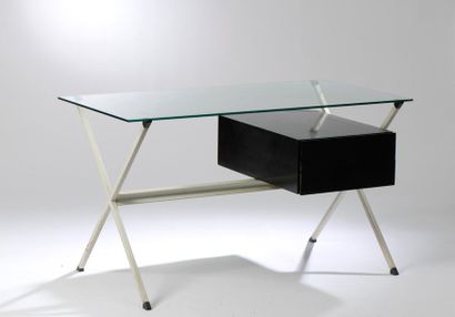 null Franco ALBINI (1905-1977) pour les éditions KNOLL International.
Bureau modèle...