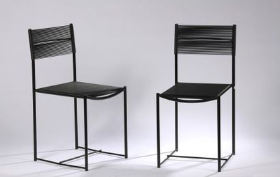 null Giandomenico BELOTTI (1922-2004) pour les éditions ATLAS.
Paire de chaises modèle...