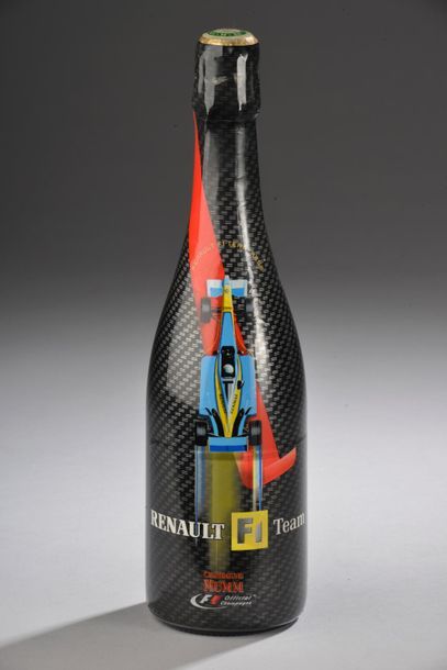 null 1 bouteille CHAMPAGNE "renault F1 team", Mumm (habillage spécial)