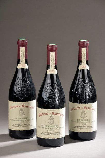 null 3 bouteilles CHÂTEAUNEUF-DU-PAPE Beaucastel 1997 (elt) 