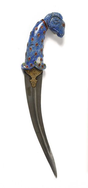 null Khanjar, carved sodalite handle in the shape of a ram's head, inlaid with red...