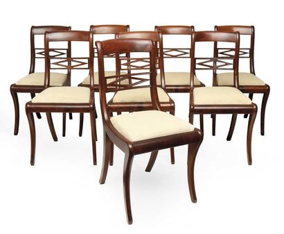 null Suite de huit chaises de style anglais fin XIXe siècle en acajou, à dossier...