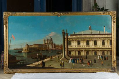 École VÉNITIENNE de la fin du XVIIIe siècle View of Saint Mark 's Square View of...