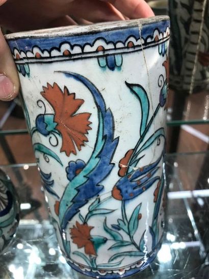 null Set of five vases and a Persian ceramic tile including Iznik with four-flower...
