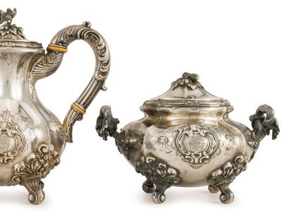 L. BACHELET SERVICE in silver (950 thousandths) monogrammed, comprising a TEAPOT,...
