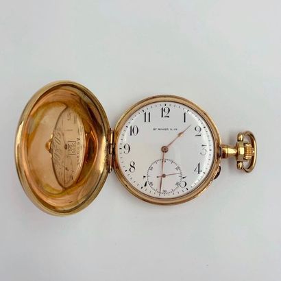 null POCKET WATCH "Savonnette" in 14-carat (585 thousandths) yellow gold, finely...
