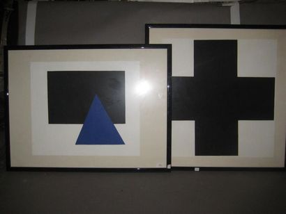 null Deux sous verres affiches d'après Malévitch 
68 x 68.5 cm et 58.5 x 78.5 cm