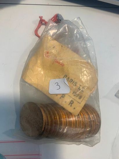 null Dans un sachet scellé daté 15 décembre 1978 CPR, 20 pièces de 50 pesos or