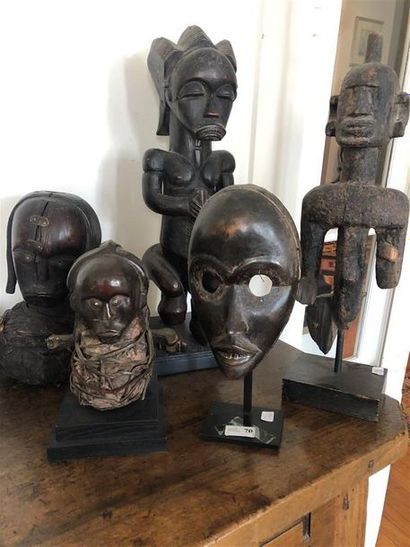 null Lot of 5 pieces of style: 
GABON: head reliquary wood native repair + head reliquary...