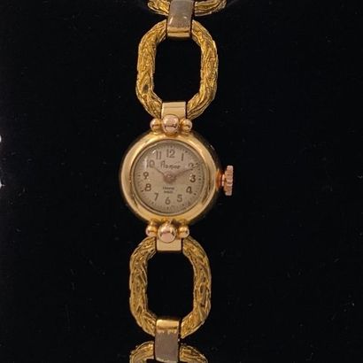 BRACELET WATCH WITH LADY WATCH in yellow...