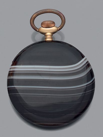 POCKET WATCH in onyx (accidents) and metal.
White...
