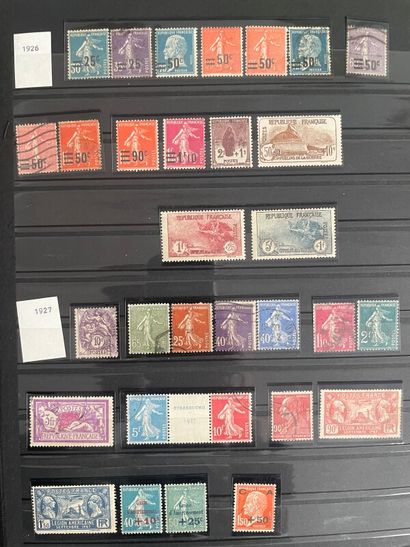 null **/*/O 16 Volumes France of which Classique n°5 obl. + Empire Francs et Français...