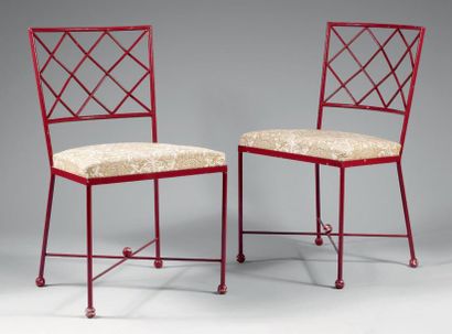 Jean ROYÈRE (1902-1981) Paire de chaises en métal tubulaire relaqué rouge cuit à...