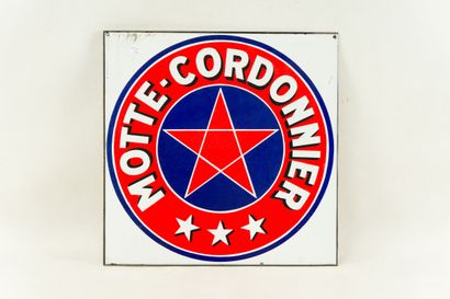 null MOTTE-CORDONNIER (Bière).

Émaillerie Japy, vers 1935.

Plaque émaillée carrée...