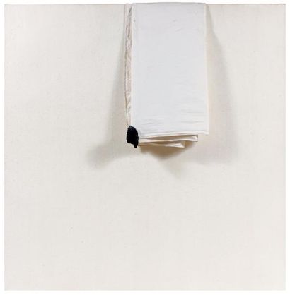 Angel ALONSO (1923-1994) Composition au drap blanc avec pierre noire Technique mixte...