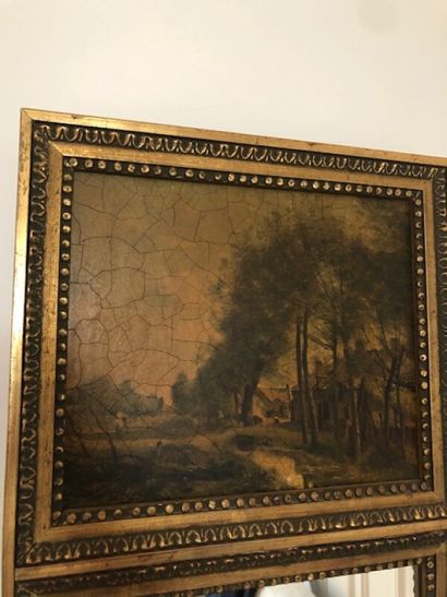 null Petit trumeau en bois doré surmonté d'un paysage.

79 x 29,5 cm