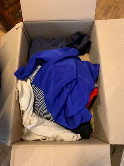 null Important lot de vêtements divers (trois cartons)