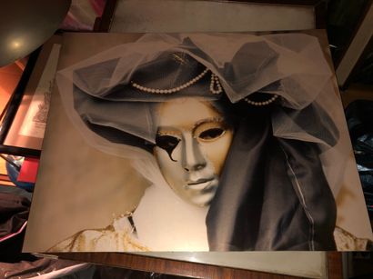 null Christian LARIT (XX-XXI century)

Masked woman in Venice 

Photo on metal plate...
