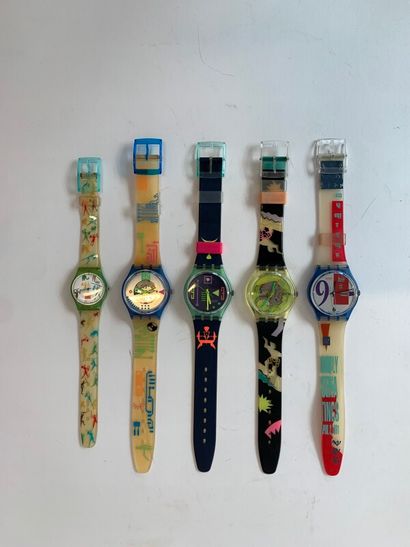 
SWATCH - LOT de 5 montres-bracelet en plastique...