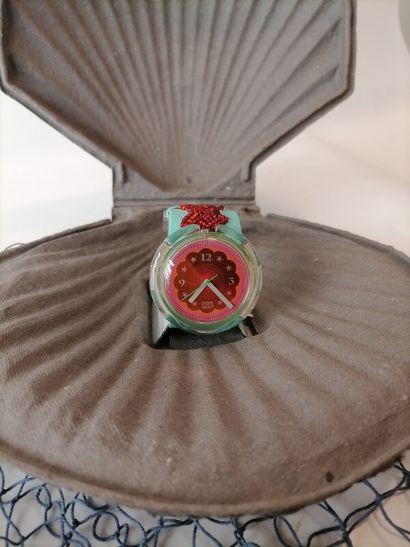 null [SWATCH COLLECTOR] FISH SOUP, model created in 1993. Wristwatch in turquoise...