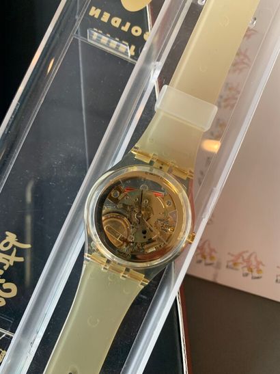 null [SWATCH COLLECTOR] GOLDEN JELLY, model created in 1991. Wristwatch in plastic,...