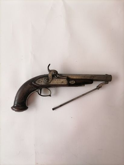 Percussion pistol. Slightly engraved flat-horned...