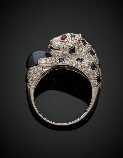 null White gold (750‰) "panther" ring paved with brilliant-cut diamonds and calibrated...