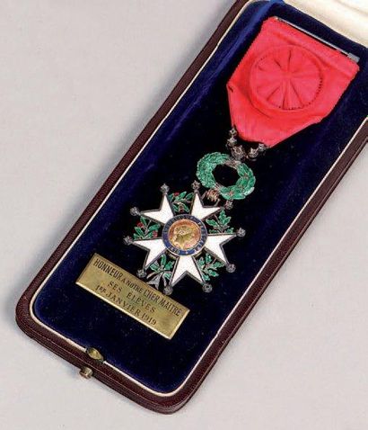 null Légion d'honneur d'officier IIIème République montée argent, petites roses....