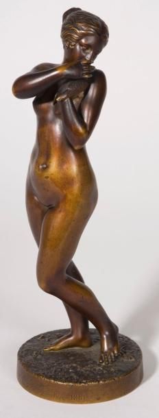 Charles FRAIKINE (1897-1967) Jeune fille à la colombe Epreuve en bronze à patine...
