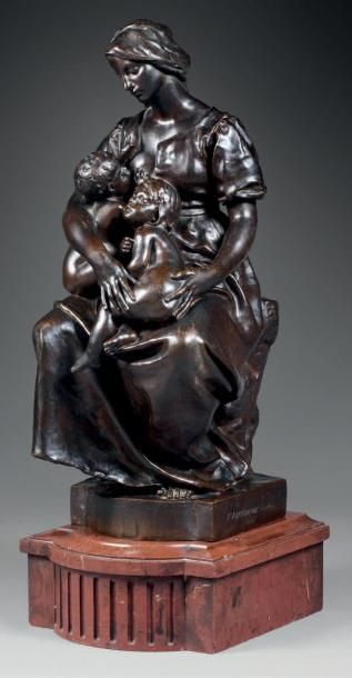 Paul DUBOIS (1827-1905) La charité Bronze à patine brune. Haut.: 48 cm (Haut.: 58...