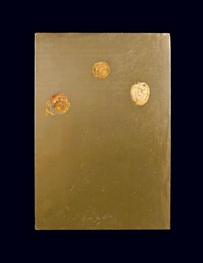 Yves KLEIN (1928-1962) Monogold, vers 1961 Technique mixte, feuilles d'or sur carton...