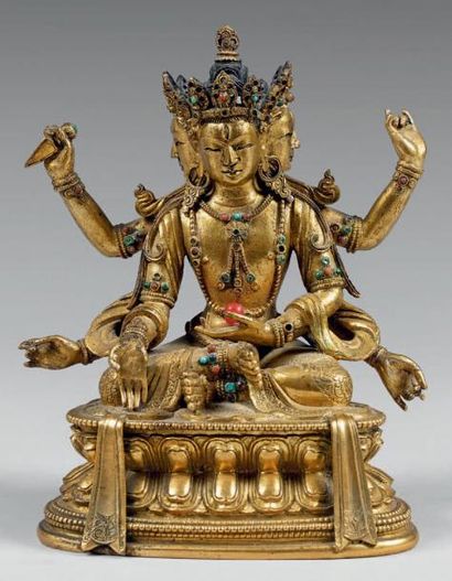 TRAVAIL SINO-TIBETAIN - XVIIIe siècle Statuette de Usnisavijaya en bronze doré et...
