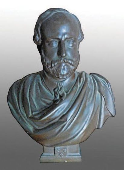 L.VERAU "Le comte de Chambord" Petit buste en bronze signé sur la terrasse et daté...