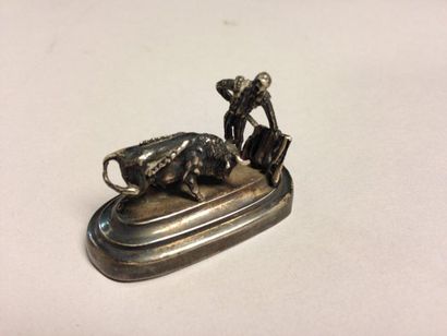 École de la fin du XIXe siècle Scène tauromachie "Veronica" Sculpture miniature en...