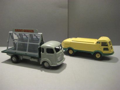 null Dinky Toys
- Miroitier Simca Cargo, boite d'origine. Made in France.
- Arroseuse...