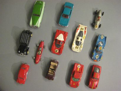 null - Ferrari berlinetta, 250 Le Mans, Gorgi Toys, Made in England. 
- Ferrari 512...