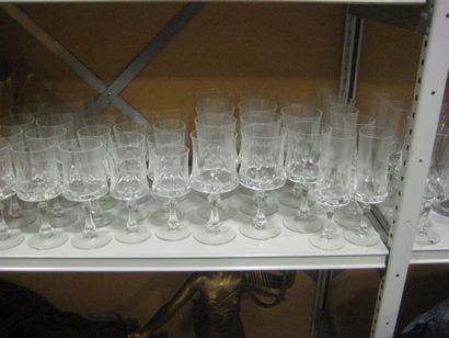 null Cristal de BAYEL
Partie de service de verres ( 4 tailles)