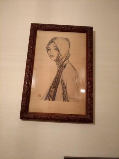 MARCEL BERNANOSE (1884-1952) Femme au foulard
Gravure en couleurs, signée en bas...