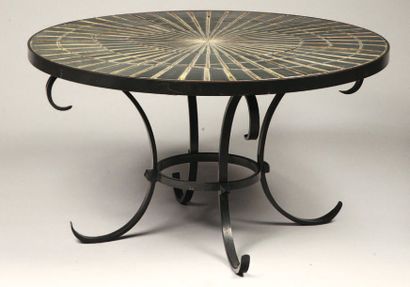 Christiane d'Estienne (1915-1983) table basse en métal laqué noir, plateau en céramique...