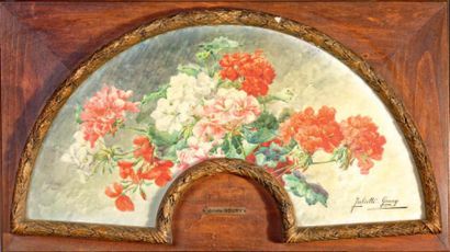Juliette GOURY (1878-1954) 
Roses et Géranium
Deux aquarelles sur papier en éventail,...