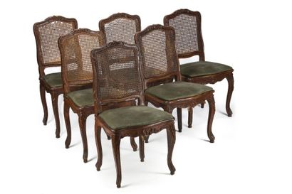 null Réunion de neuf chaises cannées de salle à manger en bois naturel mouluré et...