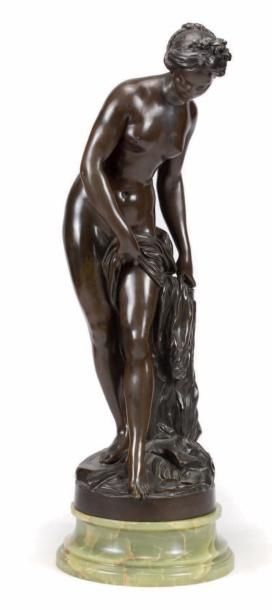 Victor PAILLARD (1805-1886), d'après FALCONNET La Source
Bronze patine brune.
Portant...