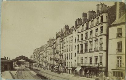 null NEURDEIN. Nantes, cinq photographies vers 1880. Tirages albuminés d'époque,...
