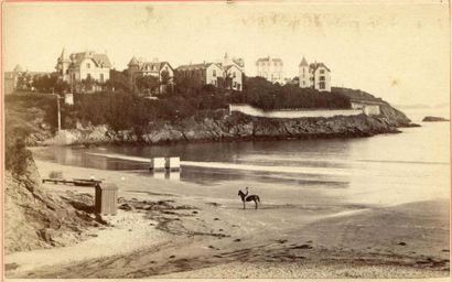 null LESTURGEON. Quatre photographies de Dinard et environs, vers 1880. Tirages albuminés...