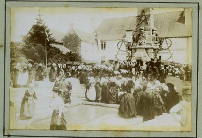 null Photographe non identifié. Album portant 50 photographies, 1907. Mont-Saint-Michel...