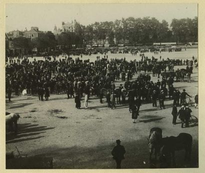 null Album de 132 photographies , intitulé " Vacances Bretagne 1926-1927 ". Tirages...