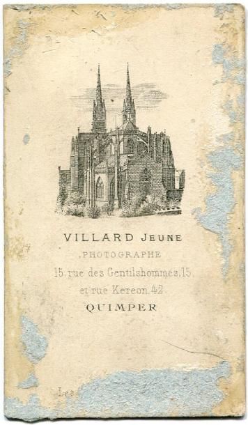 null VILLARD. Type de bretonne de Ploaré, vers 1870. Tirage albuminé d'époque 9,2...