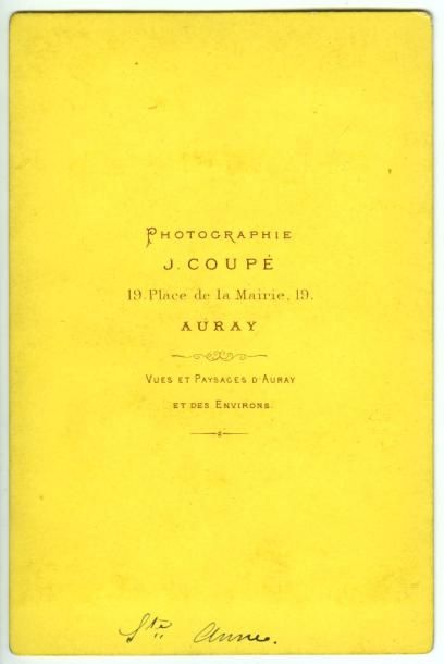 null J. COUPE. Eglise à Sainte Anne d'Auray, vers 1880. Tirage albuminé d'époque,...