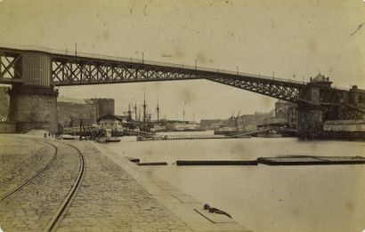 null NEURDEIN. Brest, le port, quatre (4) photographies vers 1880. Tirages albuminés...